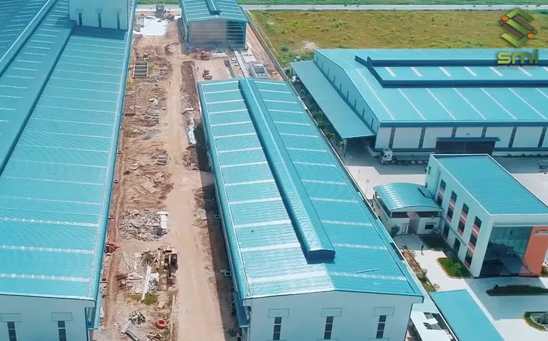 Cửa trời là chi tiết dùng để lưu thông không khí cho nhà xưởng công nghiệp