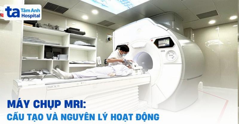 Bên trong máy MRI sử dụng nam châm siêu dẫn để tạo từ trường mạnh